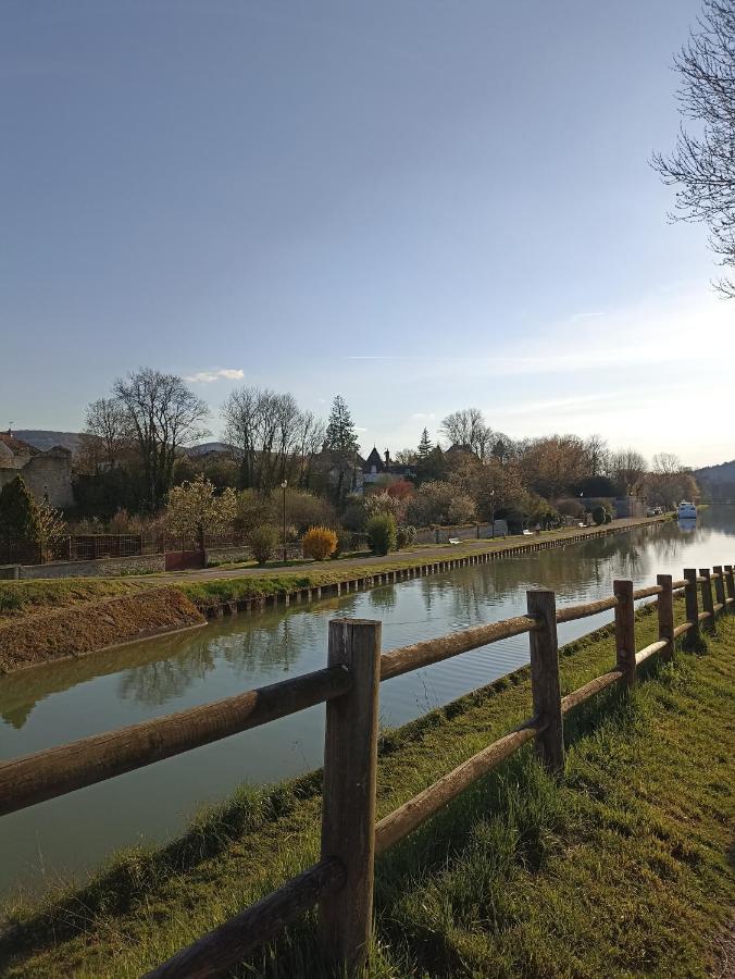 Gite Le 16, Sous Les Tremieres Fleurey-sur-Ouche Exterior foto